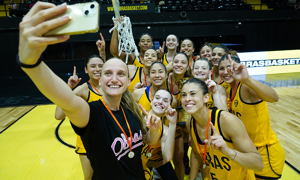 Primera Femenina Obras