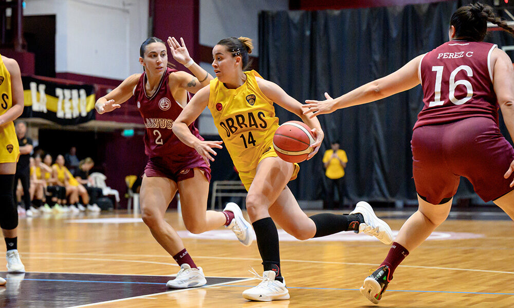 Nicole Tapari Lanús