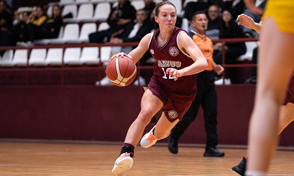 Olivia Oltmann Lanús